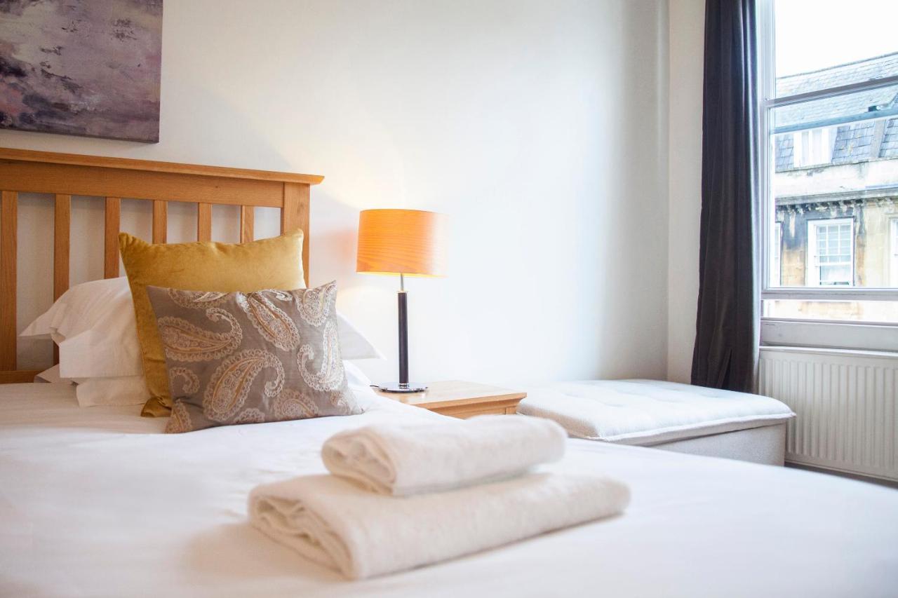 Stunning Spacious Central Apartment Near Parade Gardens Bath Bagian luar foto
